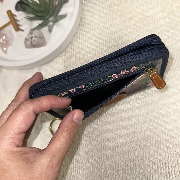 Fossil Wallet Wristlet Passport Holder Bundle PVC Blue Turquoise Multicolored - Picture 16 of 16